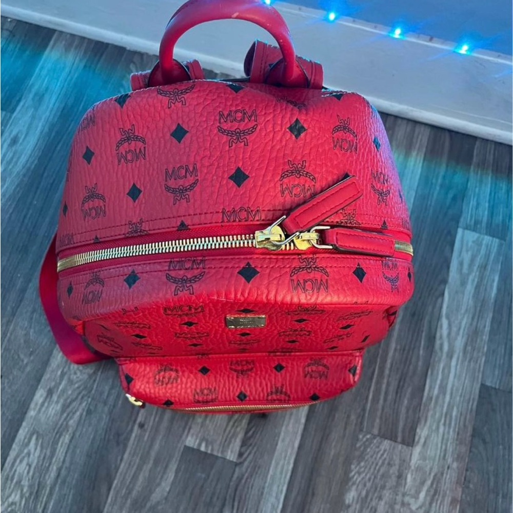 Limited edition MCM Visetos Gold Metal
Backpack